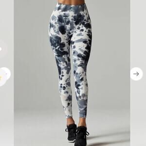 Blanc Noir Infinity High Rise Workout Legging Grey Tie Dye Ankle Detailing Small